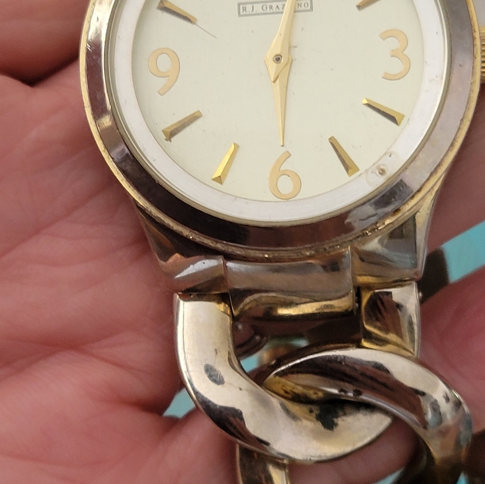 Chain Link Watch - Picture 4 of 5